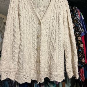 Aran crafts Irish sweater beautiful cream cardigan